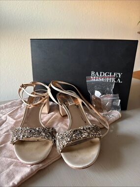 Badgley Mischka Women's Champagne Embellished Block Heel Sandals